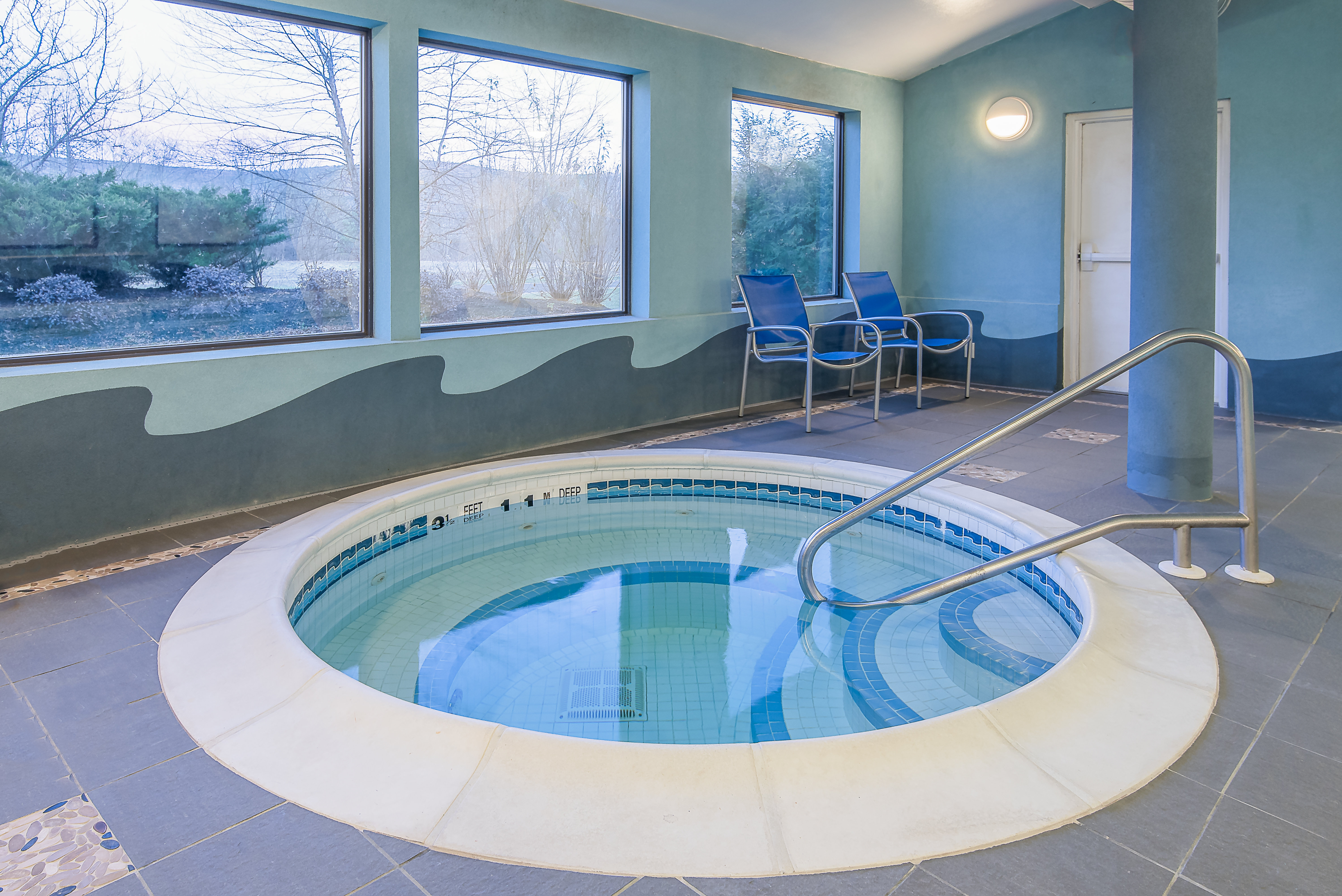 holiday inn express and suites cooperstown by ihg
