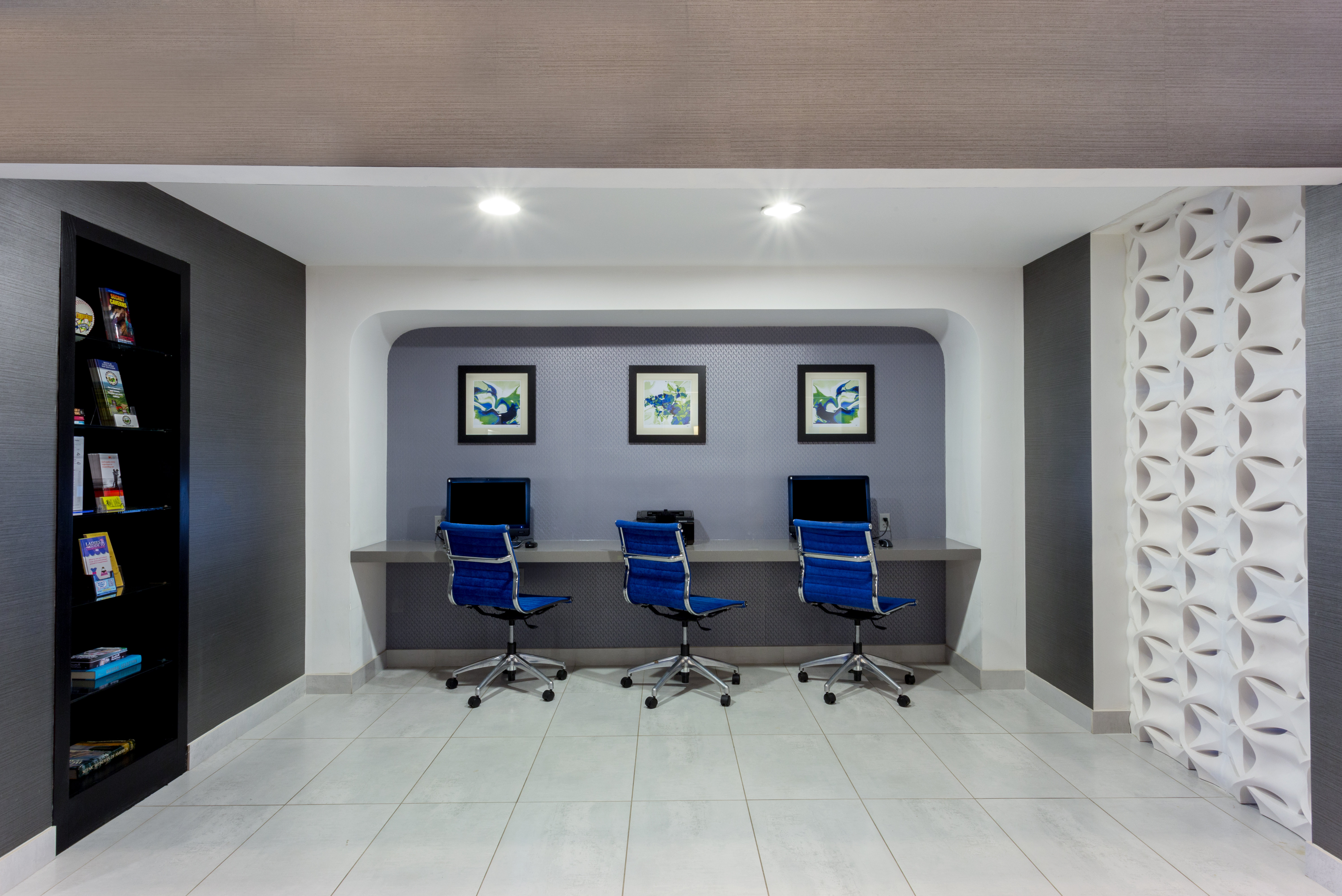 holiday inn express and suites cooperstown by ihg