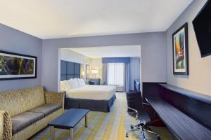 holiday inn express and suites cooperstown by ihg