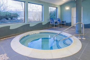 Holiday Inn Express & Suites Cooperstown By Ihg,Cooperstown - Otsego Lake>>Cooperstown,3 star