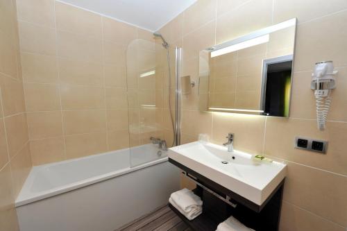 logis hotel de bourgogne macon
