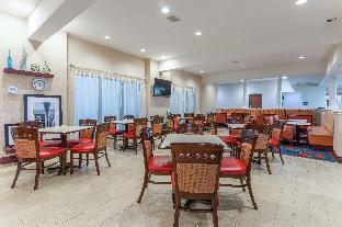 hampton inn jefferson city at capital mall