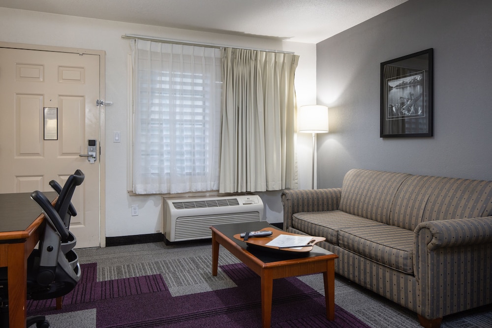 atherton park inn and suites