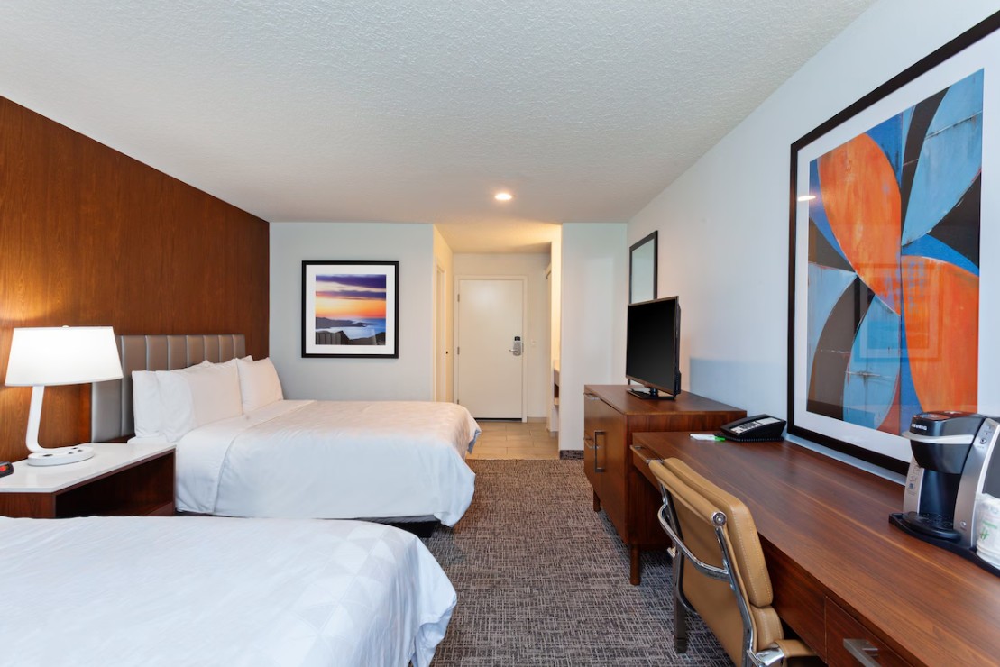 holiday inn and suites san mateo sfo by ihg