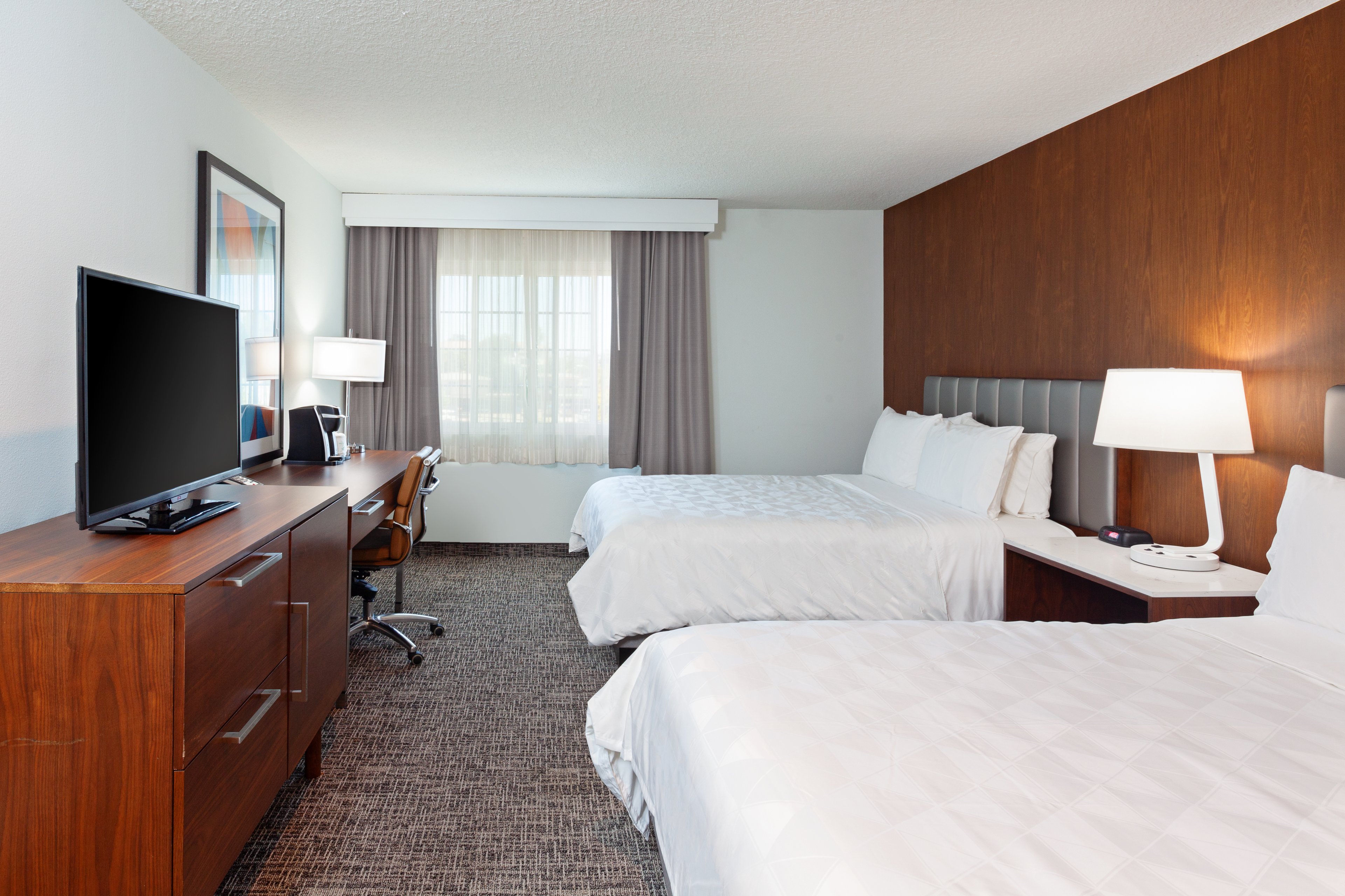 holiday inn and suites san mateo sfo by ihg