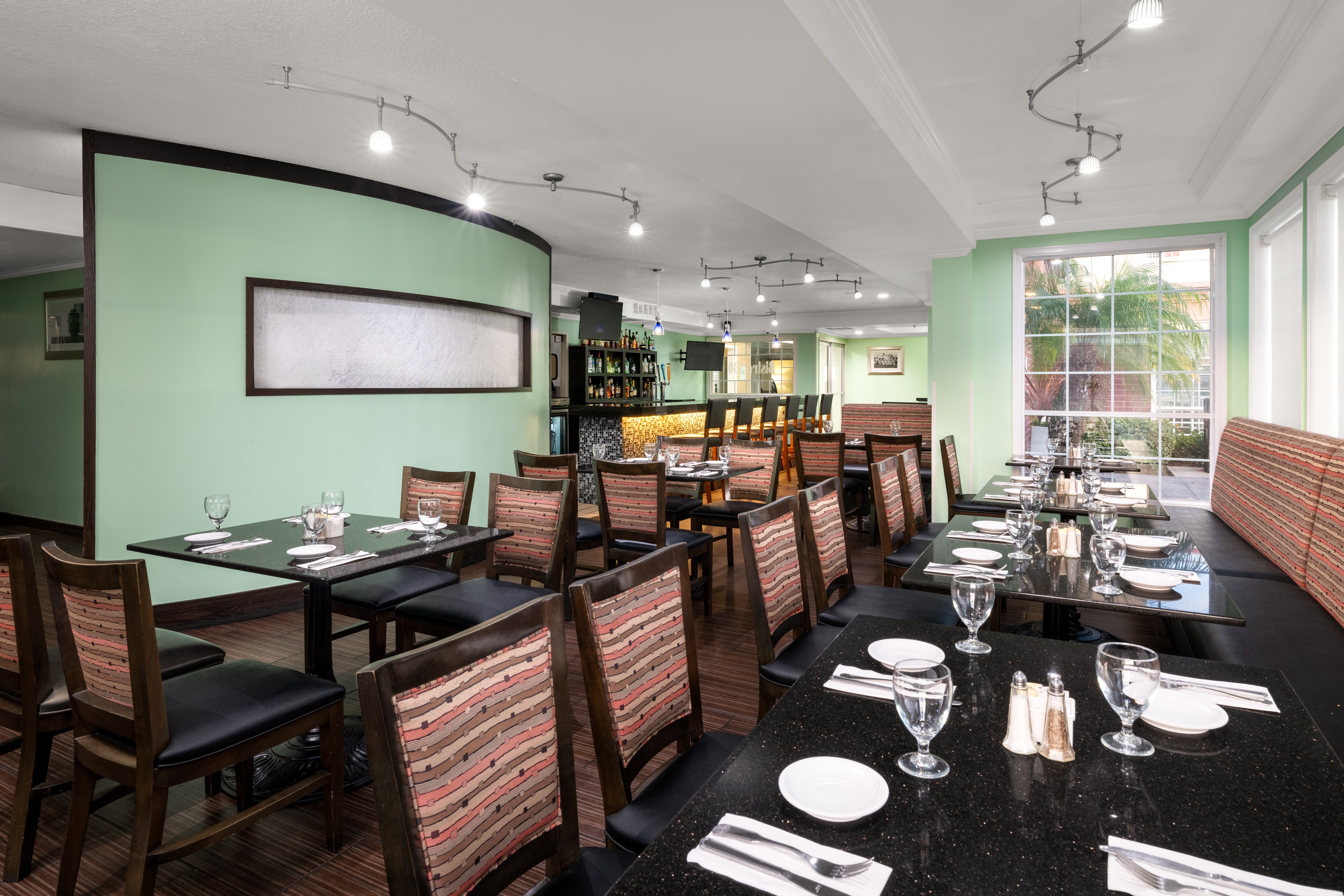 holiday inn and suites san mateo sfo by ihg