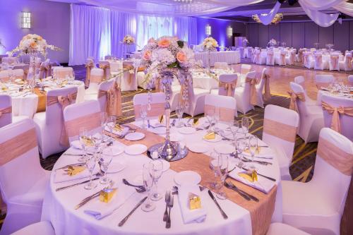 crowne plaza hotel foster city san mateo by ihg