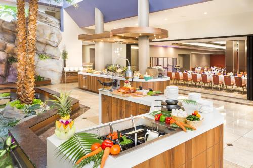 crowne plaza hotel foster city san mateo by ihg