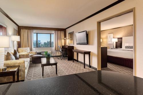 crowne plaza hotel foster city san mateo by ihg