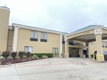 Super 8 By Wyndham Fort Worth Downtown South,Tarrant County>>Dallas/Fort Worth International Airport,2 star