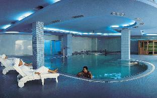 cleopatra palace hotel