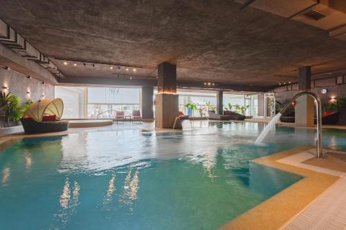 cleopatra palace hotel