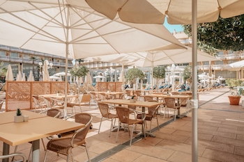 cleopatra palace hotel