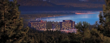 harrahs lake tahoe resort and casino