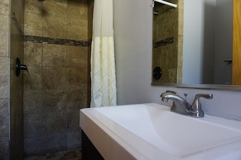 aanda lake tahoe inn