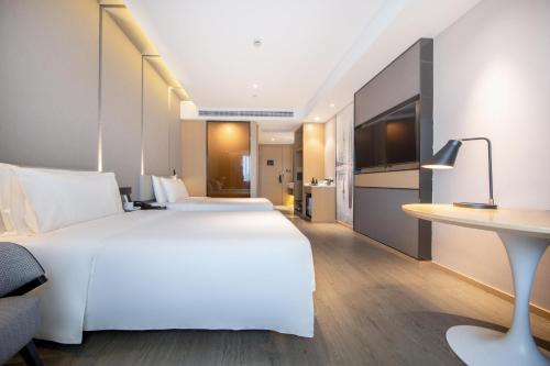 atour hotel shanghai caohejing