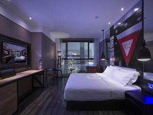 orange hotel shanghai the bund waibaidu bridge