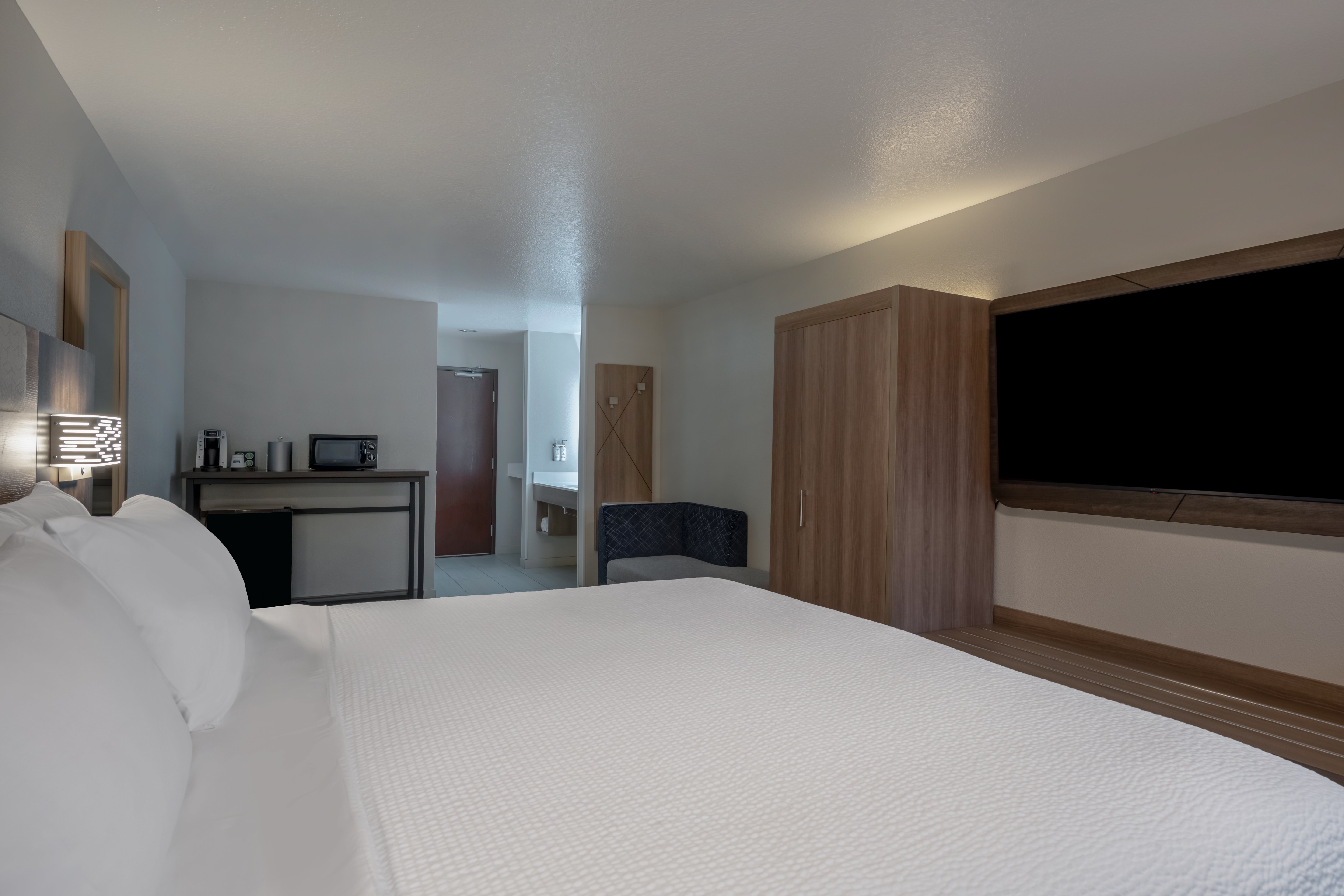 holiday inn express portland se clackamas area by ihg