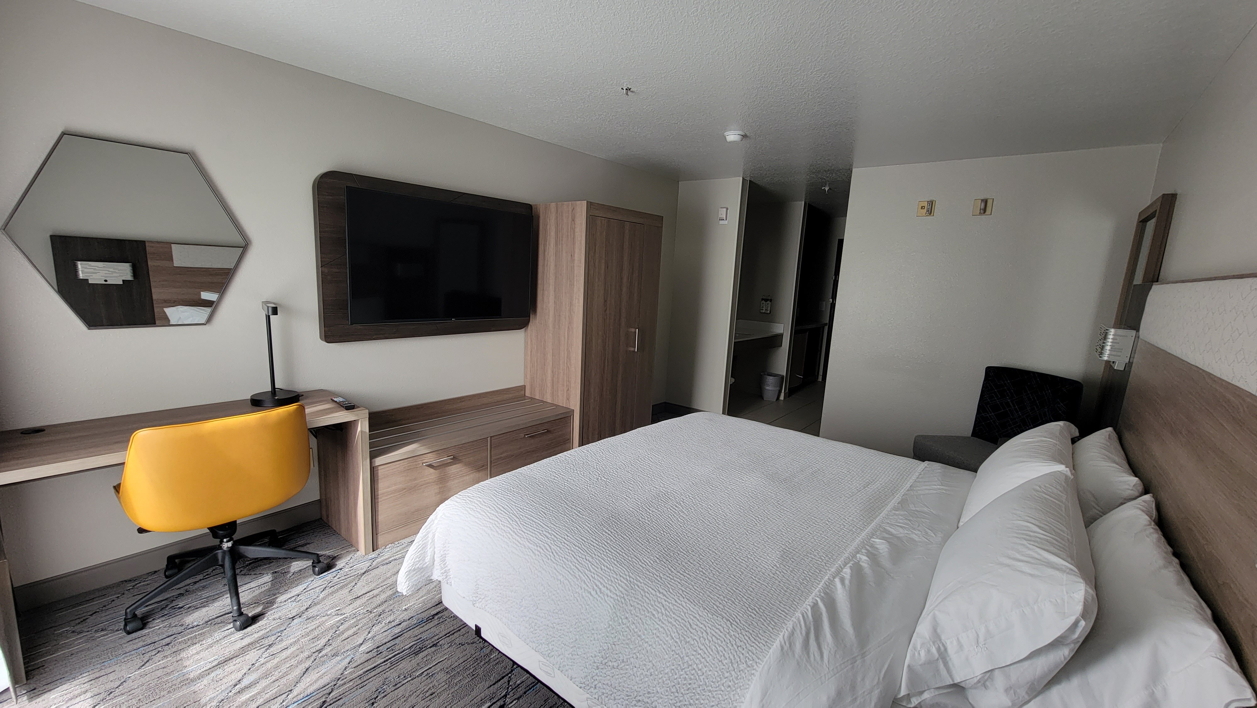 holiday inn express portland se clackamas area by ihg