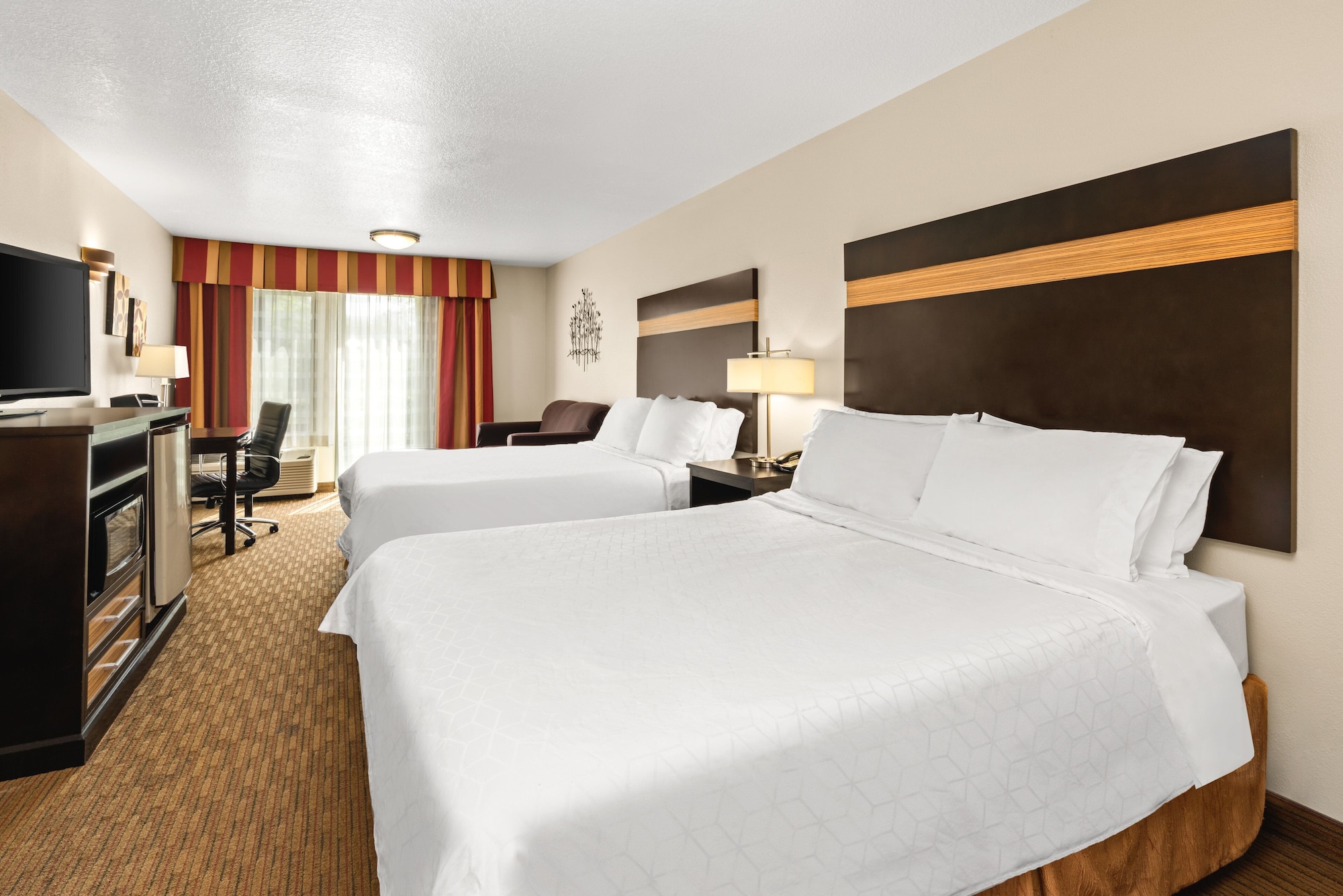 holiday inn express portland se clackamas area by ihg