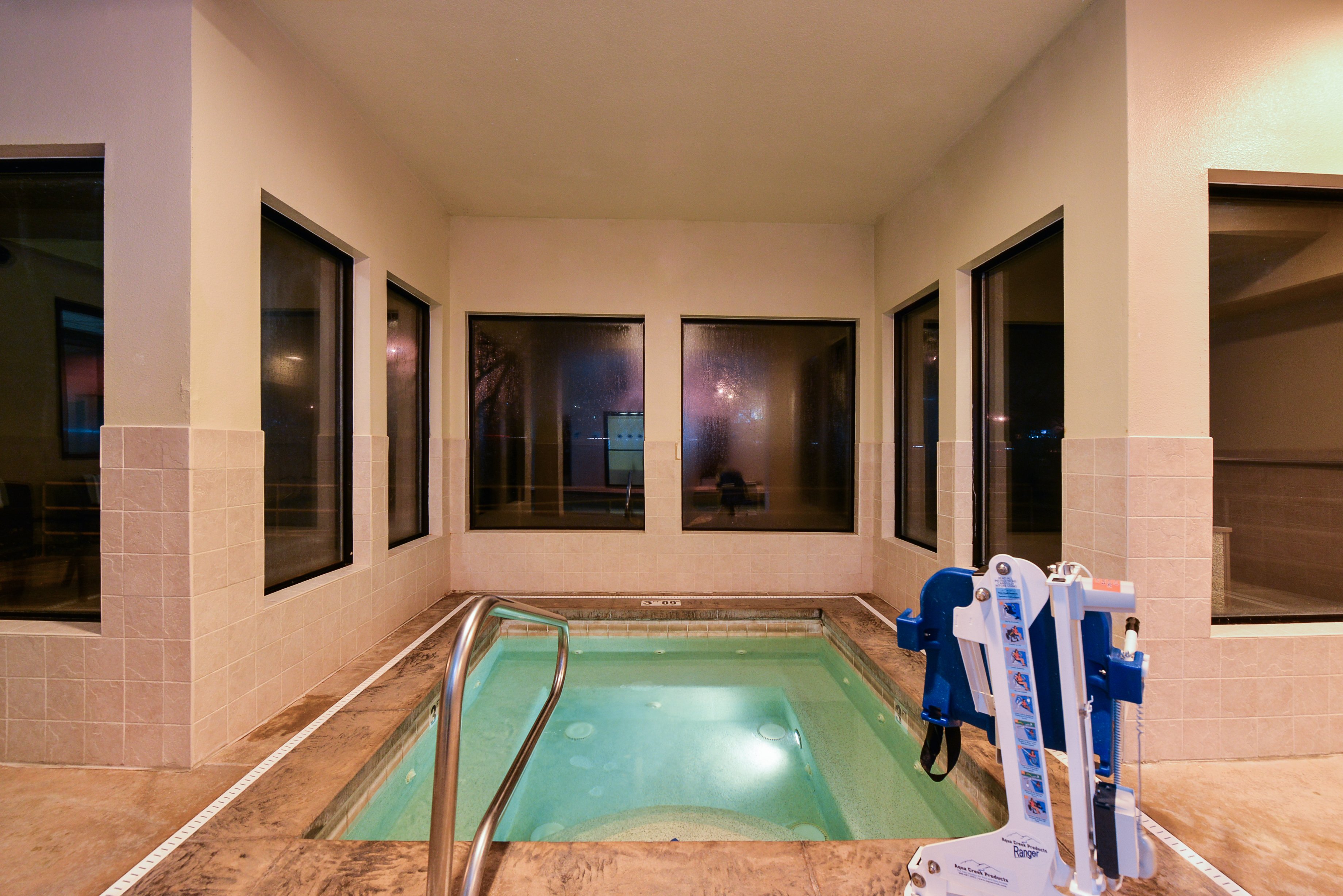 holiday inn express portland se clackamas area by ihg