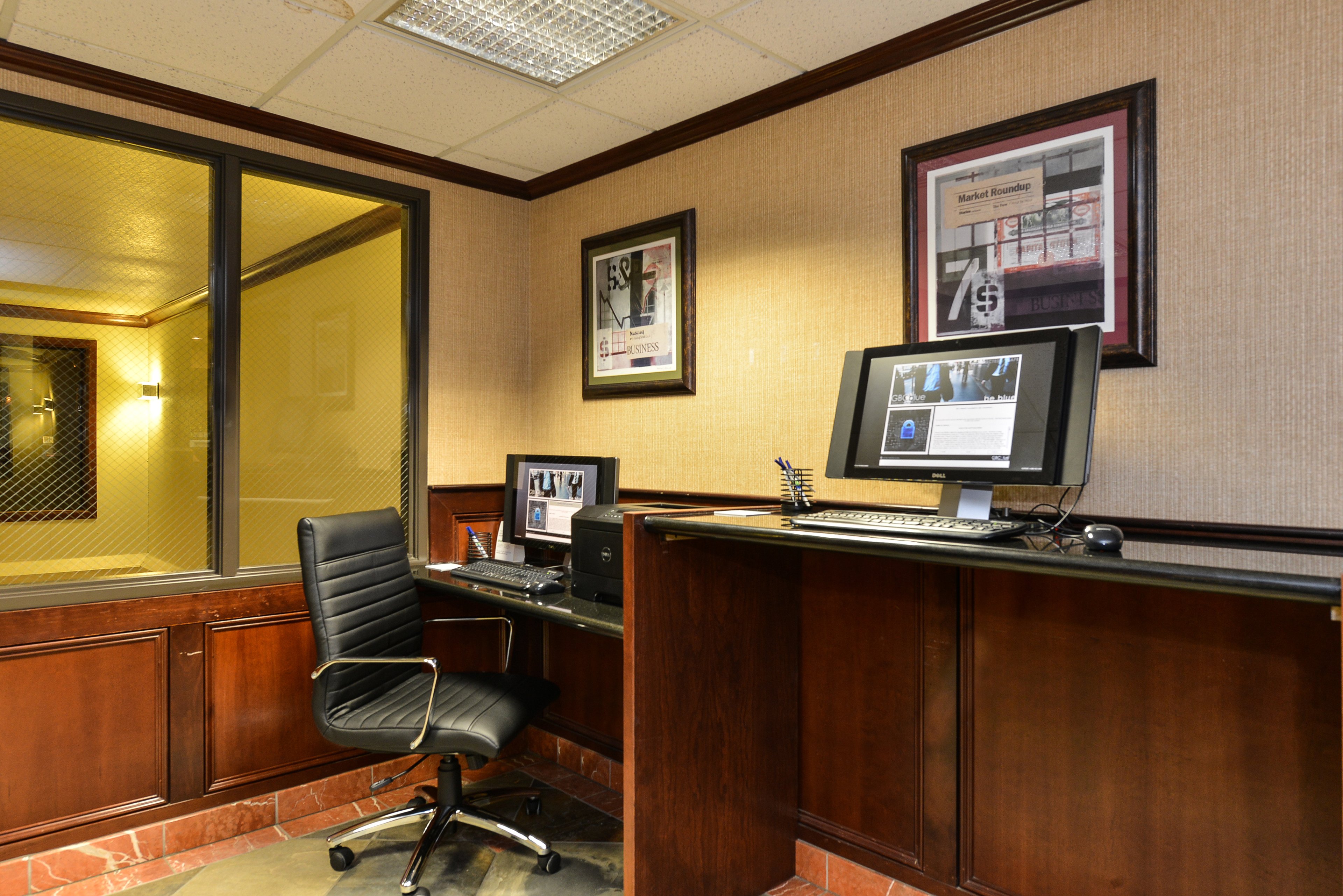 holiday inn express portland se clackamas area by ihg