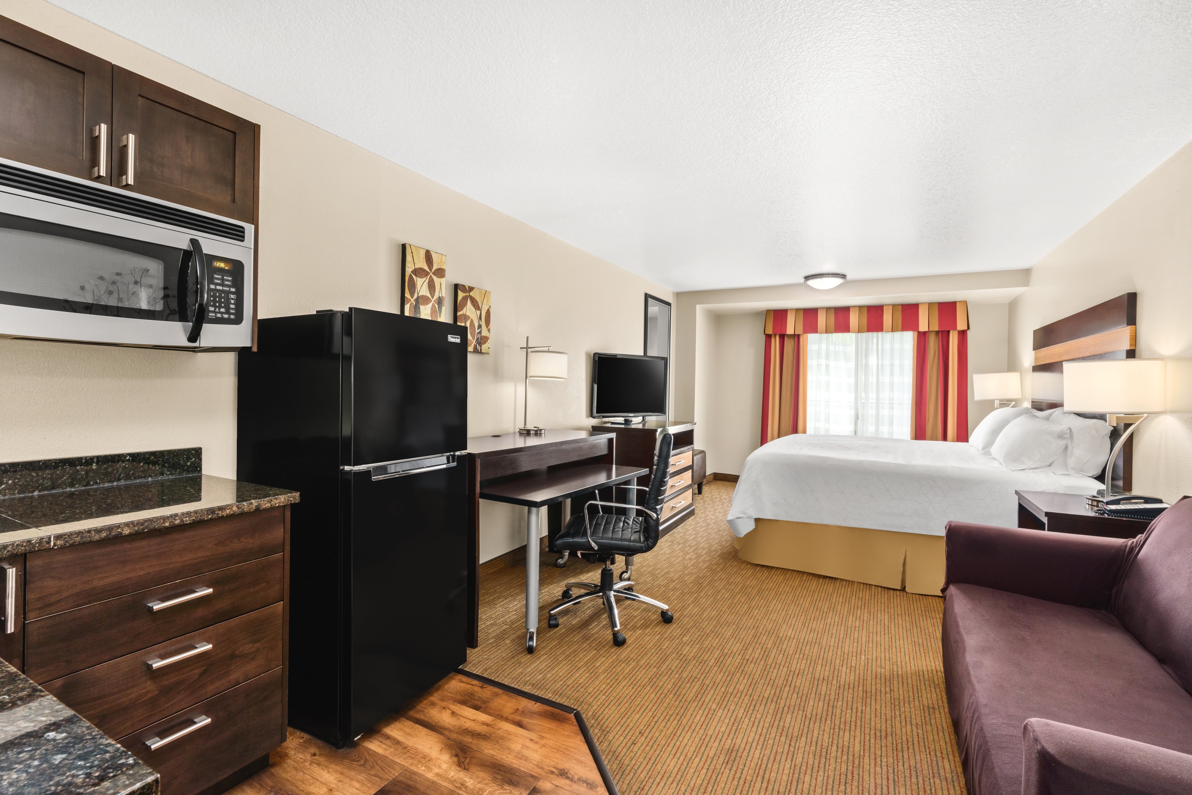 holiday inn express portland se clackamas area by ihg
