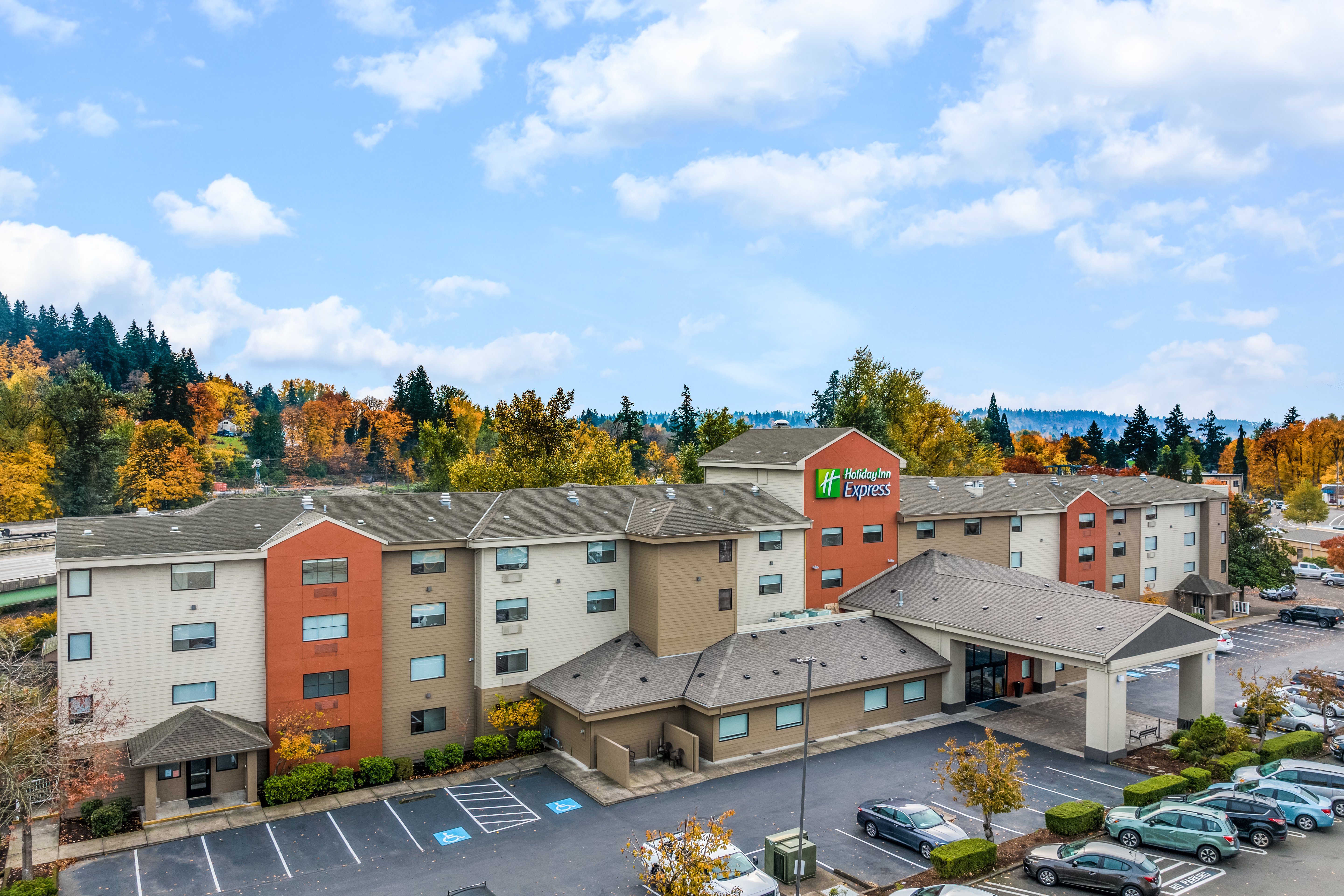 holiday inn express portland se clackamas area by ihg