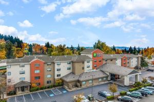 holiday inn express portland se clackamas area by ihg