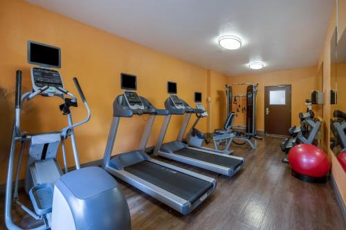 holiday inn express portland se clackamas area by ihg