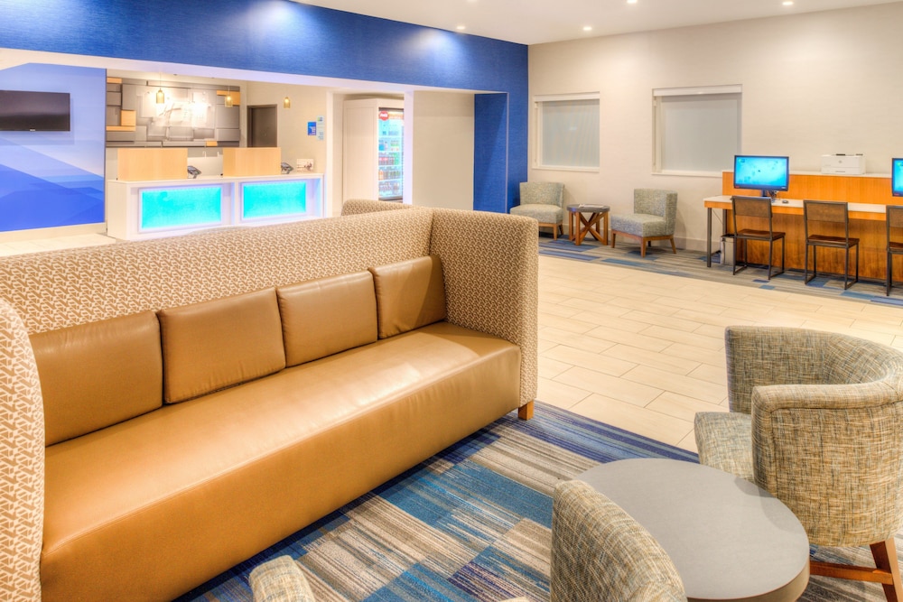 holiday inn express newberg wine country by ihg