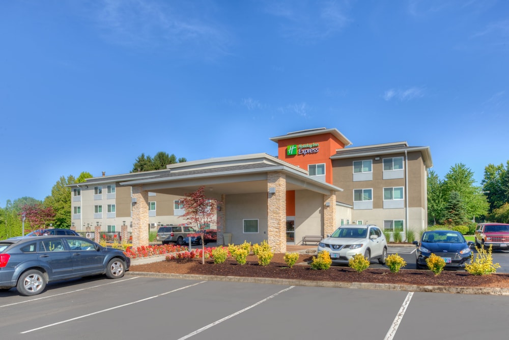 holiday inn express newberg wine country by ihg
