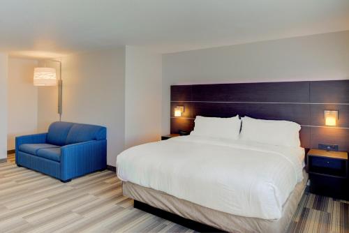 Holiday Inn Express Newberg - Wine Country By Ihg,Near Hoover-Minthorn House Museum,3 star