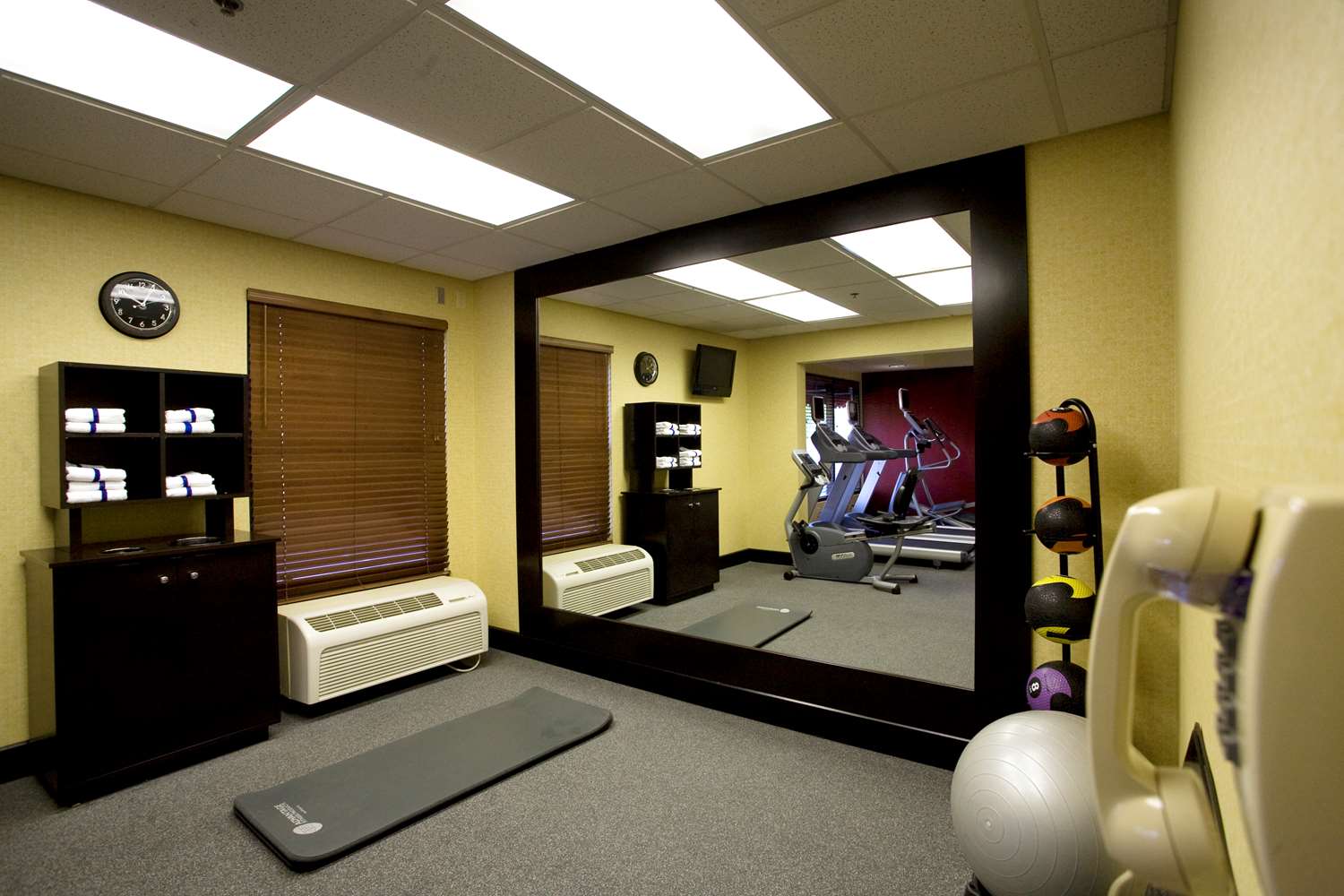 hampton inn atlanta newnan