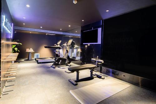 plus yishang hotel wanlvyuan store of haikou international trade