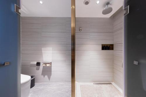 plus yishang hotel wanlvyuan store of haikou international trade