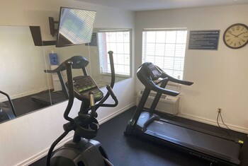 Days Inn By Wyndham Shawnee,Oklahoma City>>Oklahoma,2 star