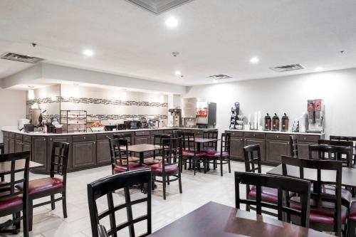 red roof inn and suites corbin