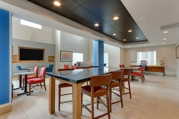 holiday inn express and suites corbin by ihg