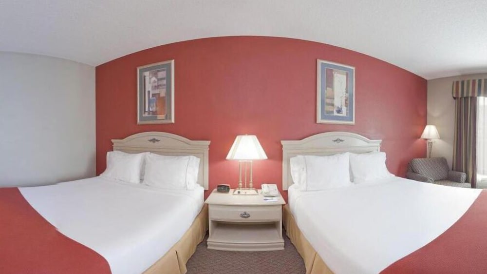 holiday inn express and suites london by ihg