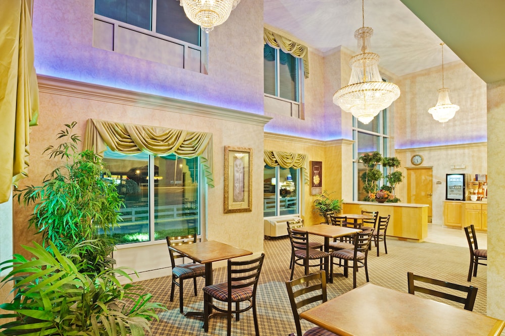 holiday inn express and suites london by ihg