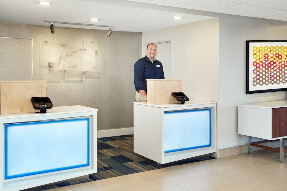 Holiday Inn Express Sheboygan-Kohler By Ihg,Sheboygan>>Kohler,3 star