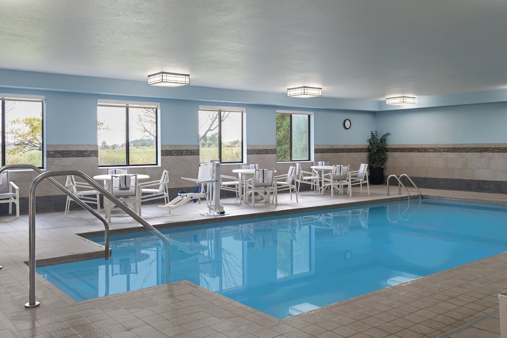 holiday inn express sheboygan kohler by ihg