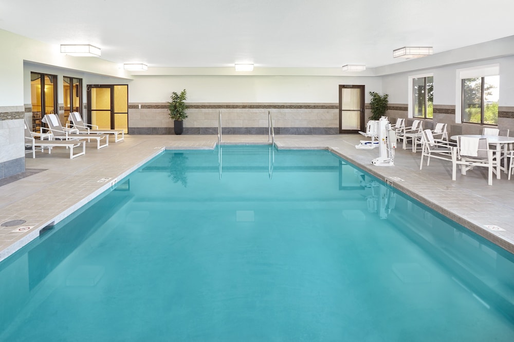 holiday inn express sheboygan kohler by ihg