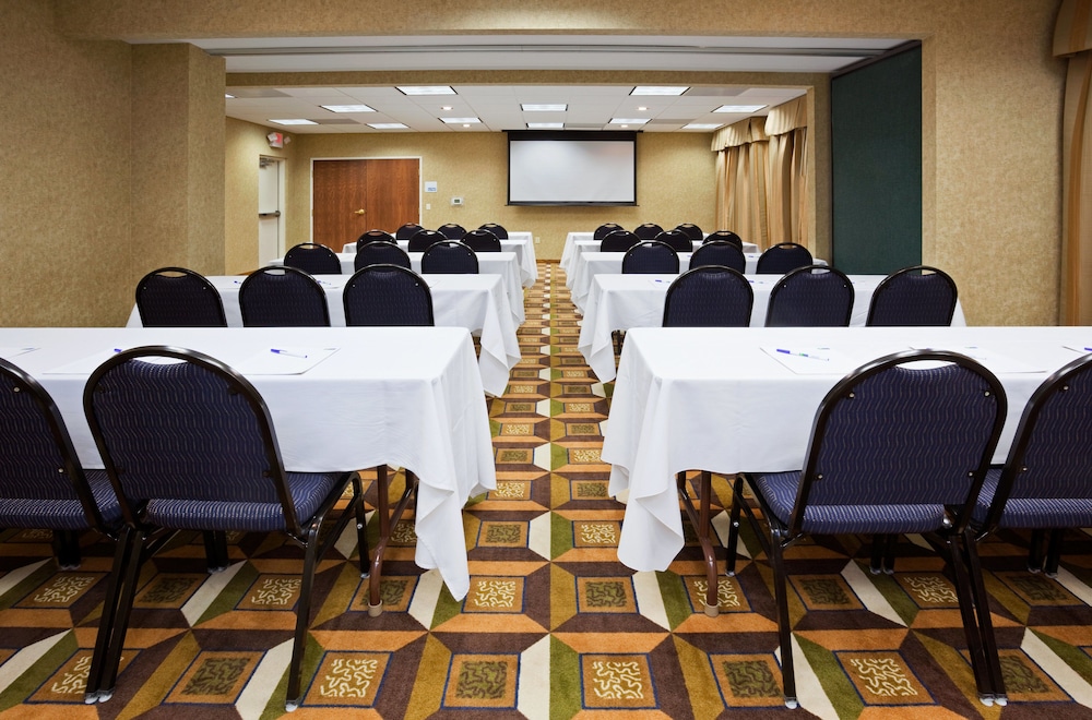 holiday inn express sheboygan kohler by ihg