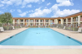 Days Inn By Wyndham Ruther Glen Kings Dominion Area,Richmond>>Bowling Green,2 star