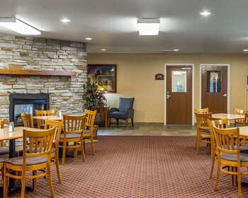 quality inn and suites fort madison near hwy 61