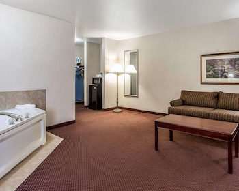 quality inn and suites fort madison near hwy 61