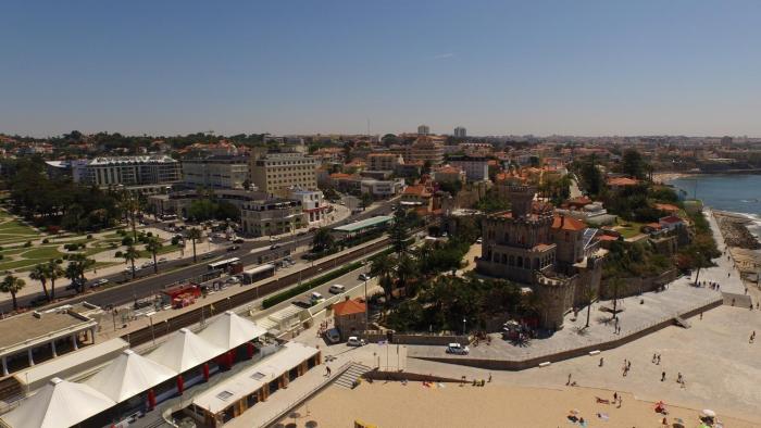 vila gale estoril adults friendly