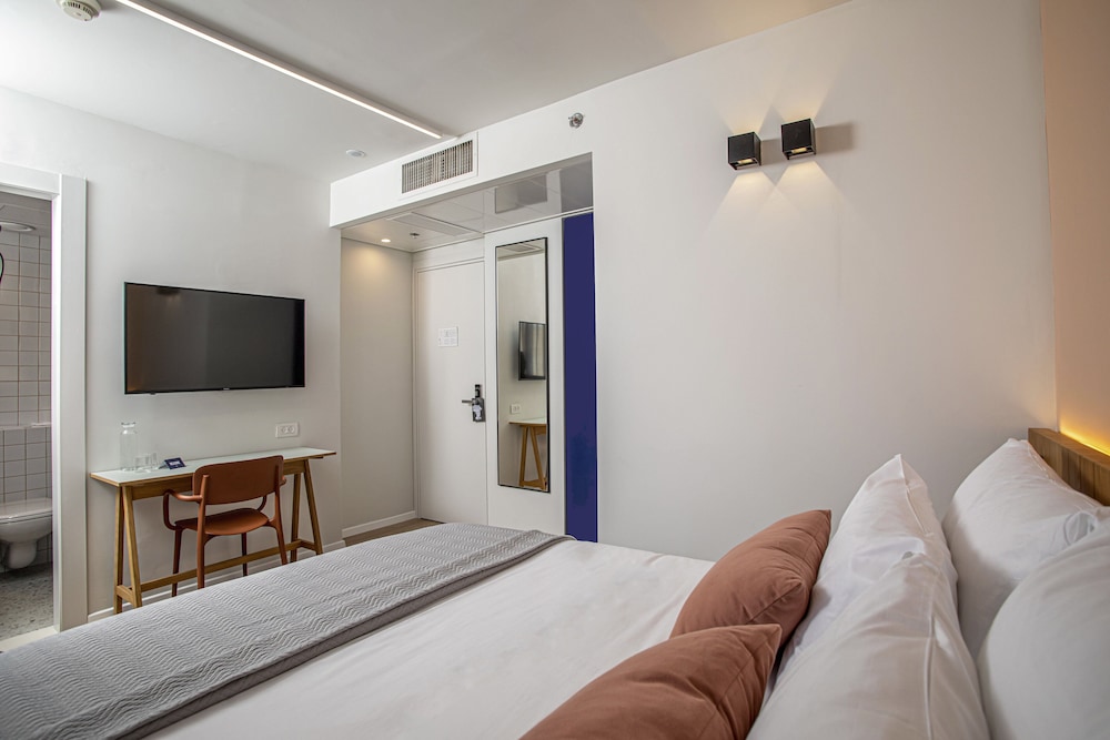 artist hotel an atlas boutique hotel